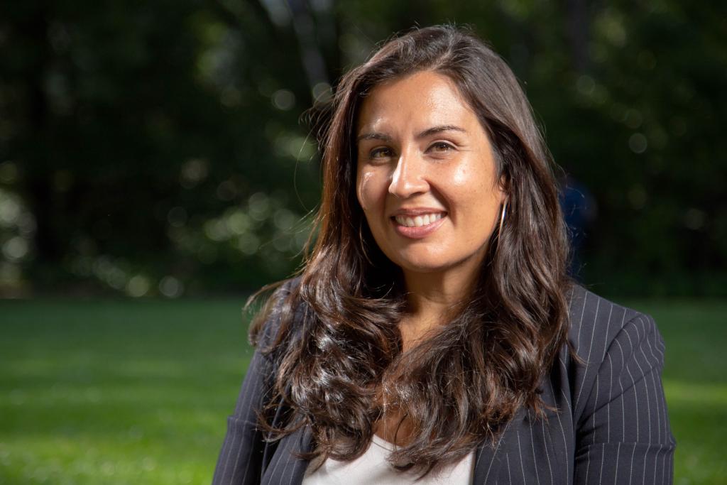 G. Cristina Mora headshot