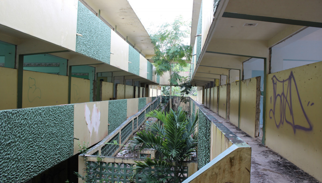 The Josefa Pastrana school in Aguas Buenas has been stripped of doors, windows, air conditioning units, copper wiring, and plumbing. 