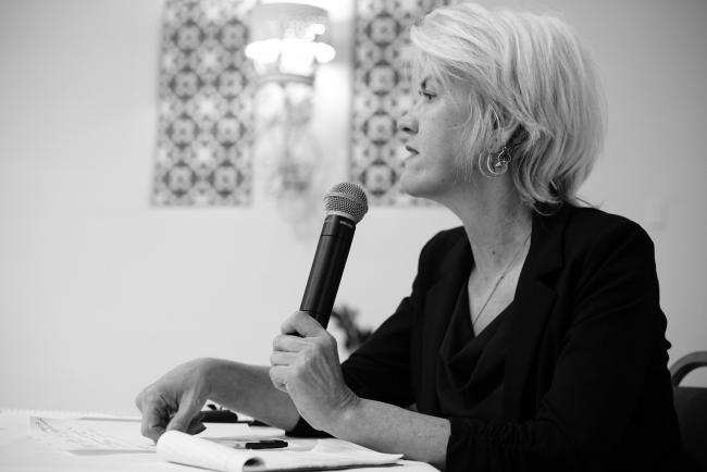 Julie Nelson speaking at a GARE workshop